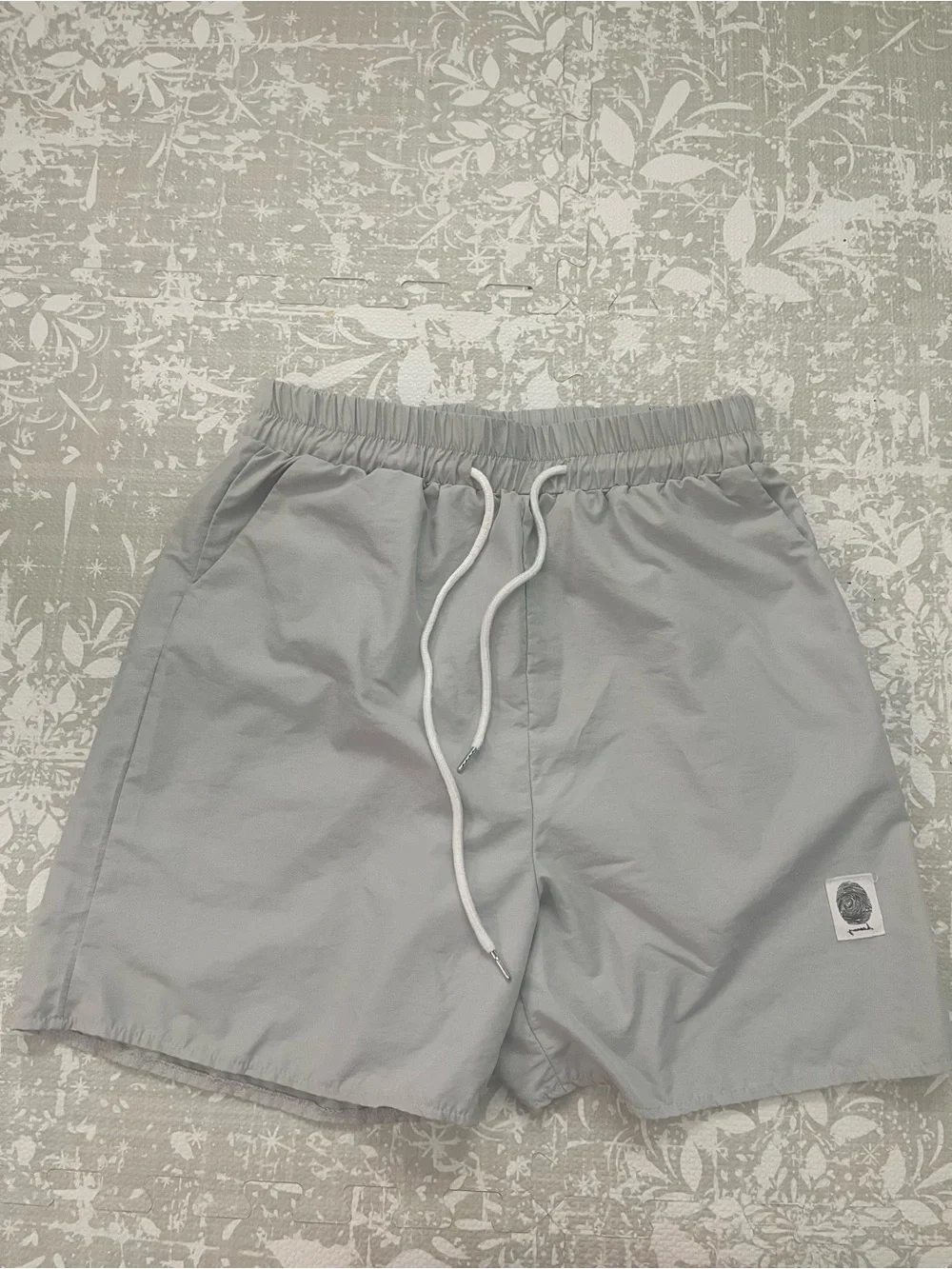 ROMWE Light Gray Men's Athletic Shorts with White Drawstring
